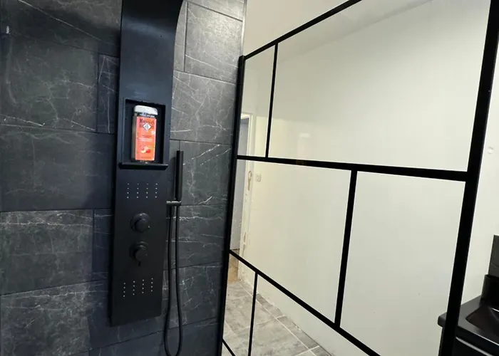 T3 Proche Toutes Commodites *