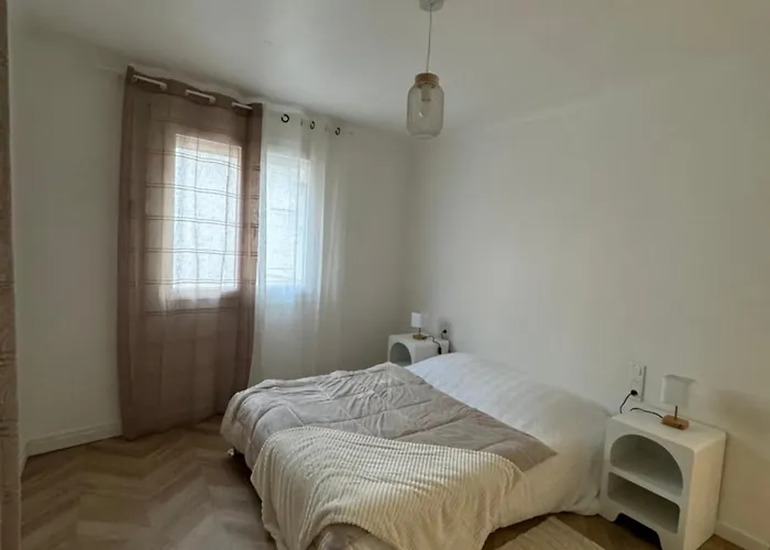 Apartament T3 Proche Toutes Commodites *